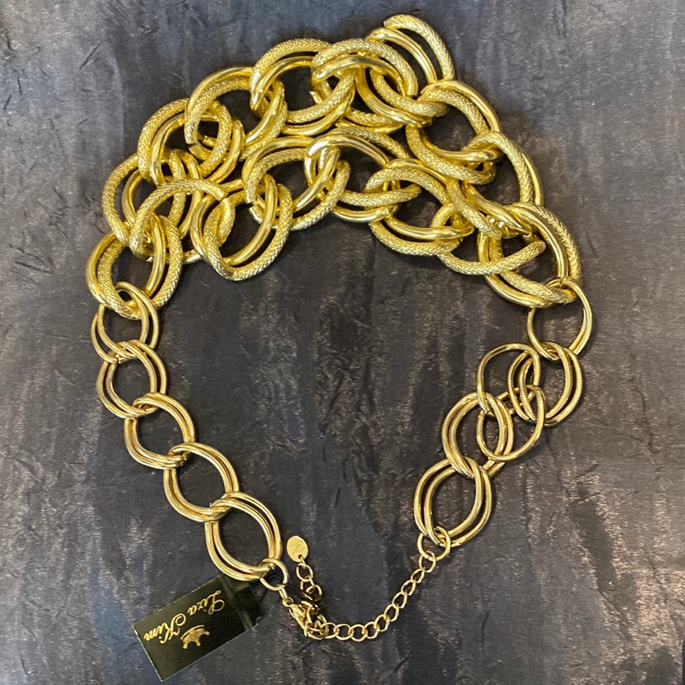 LIZA KIM GOLD TONE CHAIN NECKLACE NWT